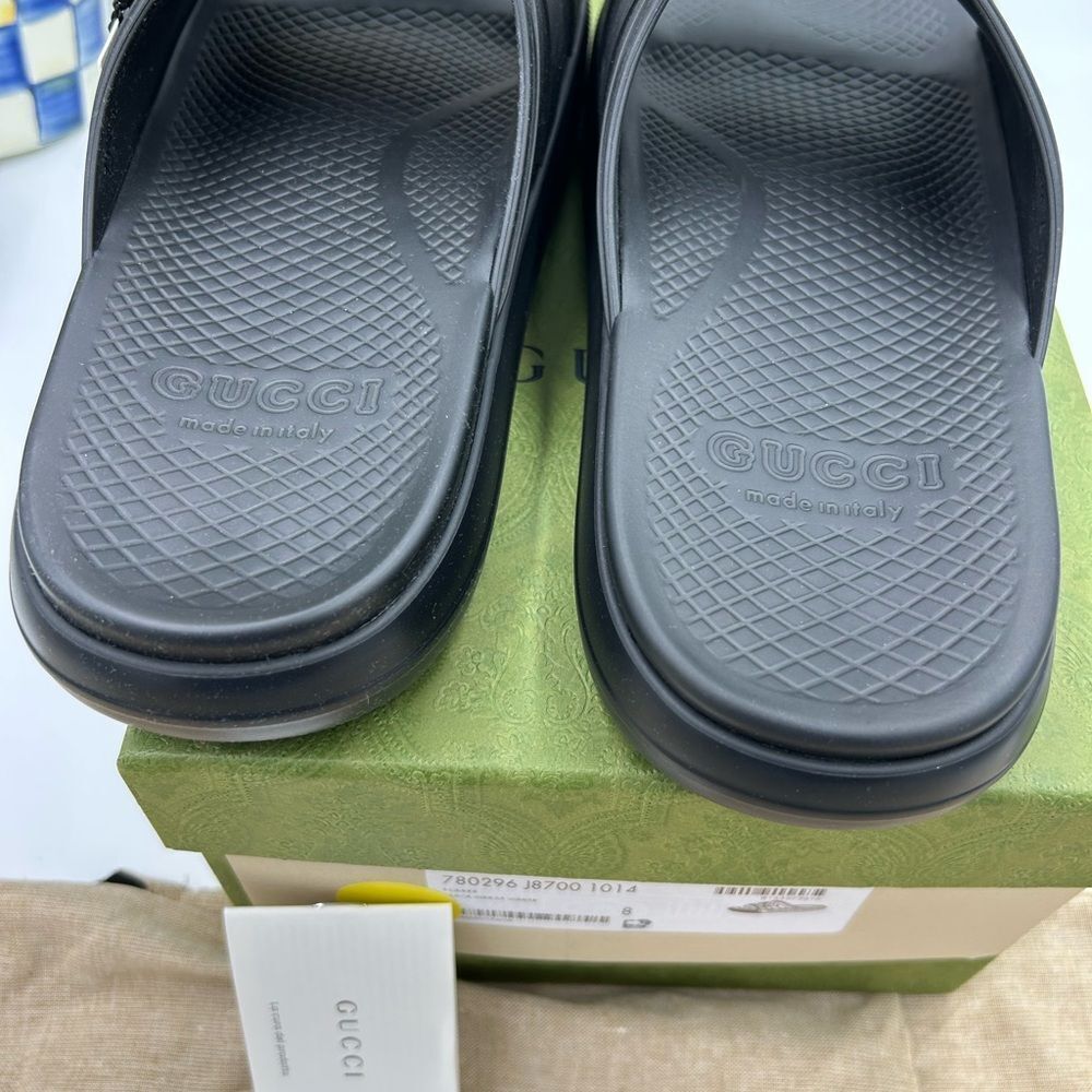 Men's Gucci interlocking G rubber Pool slides size 8, made in Italy - Picture 6 of 10